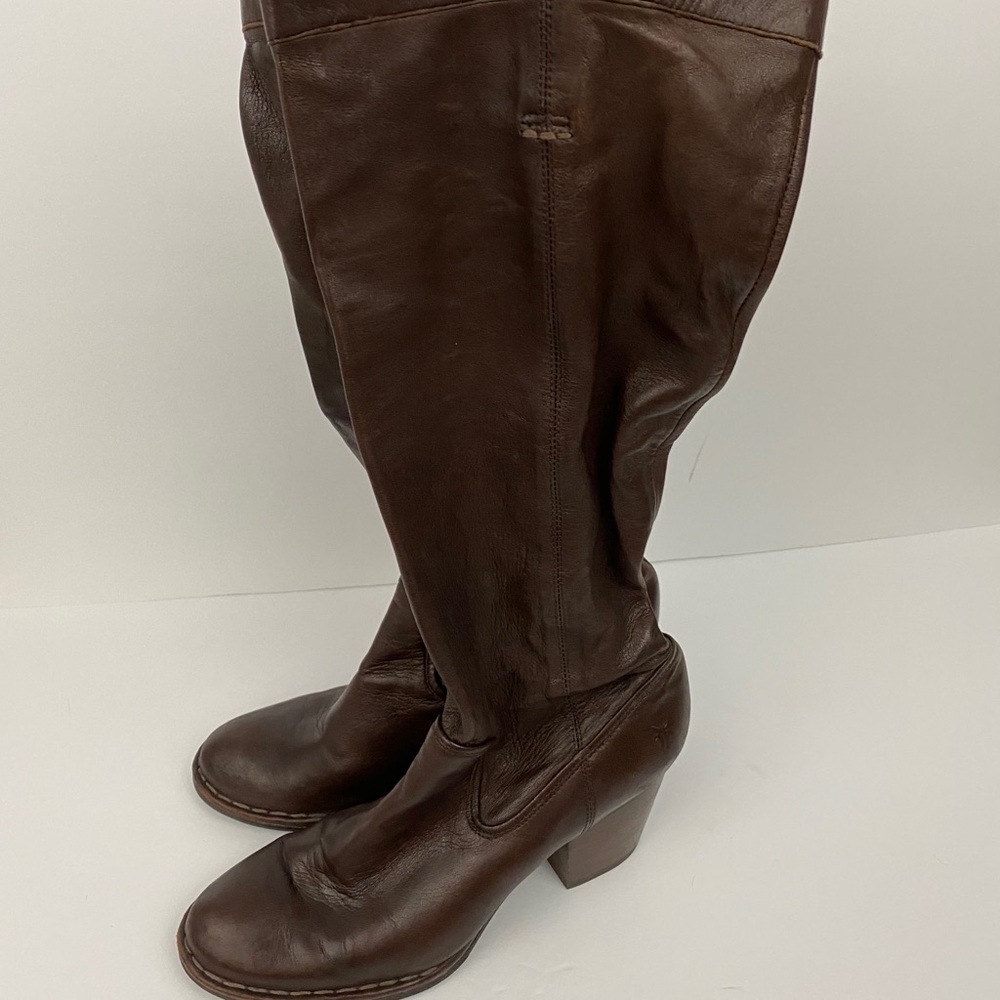 Frye • Rory Scrunch Boots - Picture 5 of 9